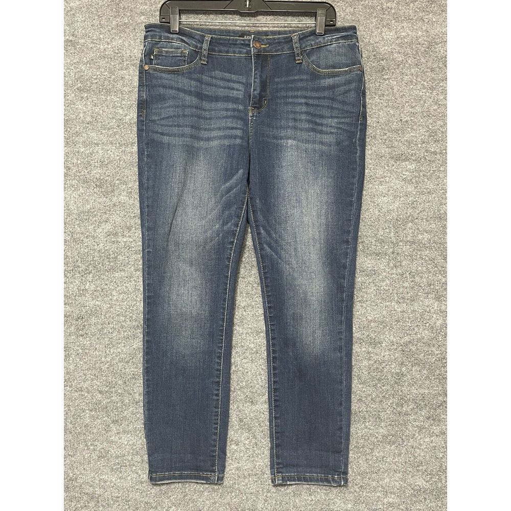 Judy Blue Women's Size 32 Dark Wash‎ Relaxed Fit Stretch Jeans Mid Rise